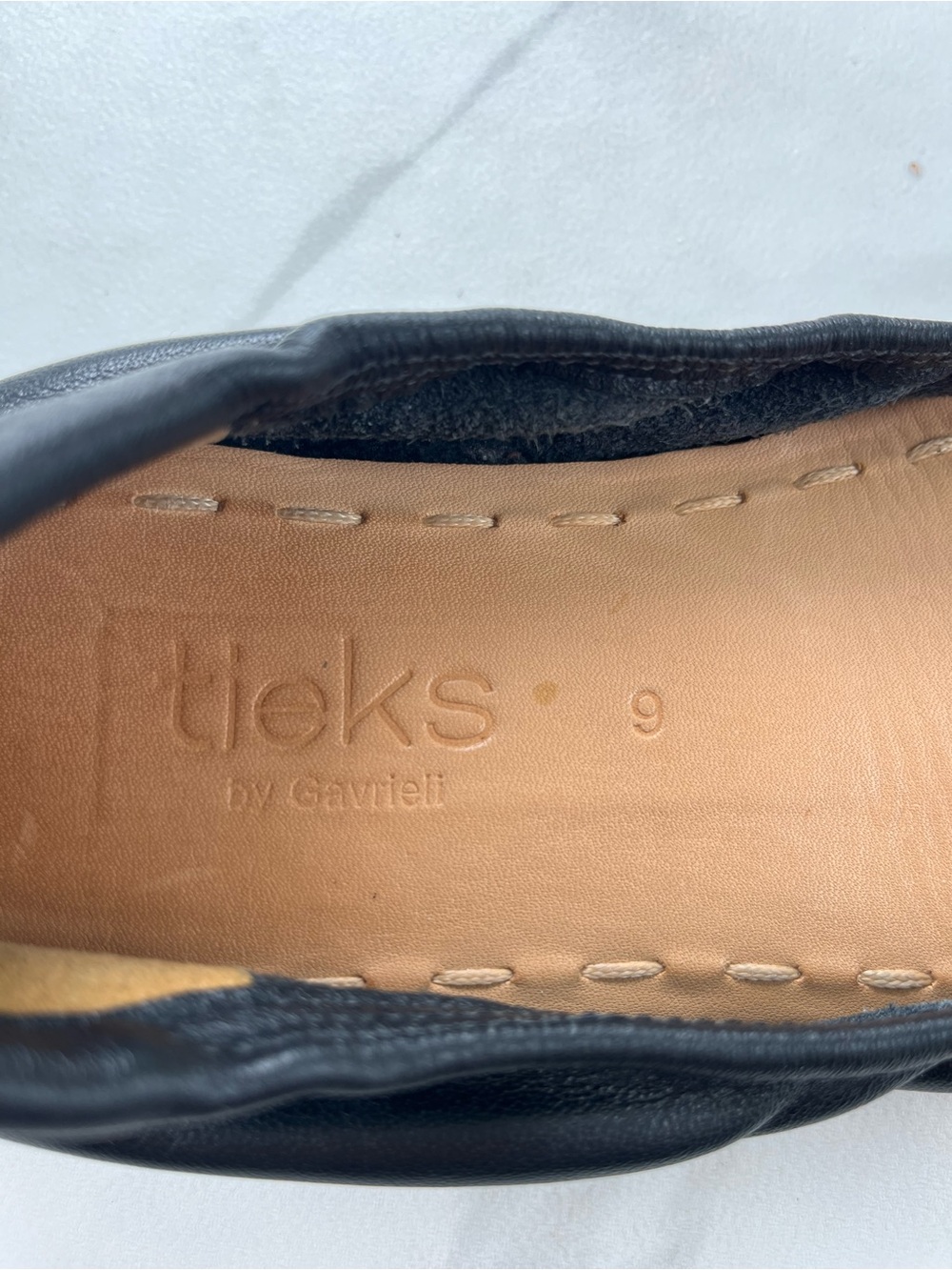 Tieks flats (matte black) - Picture 10 of 10